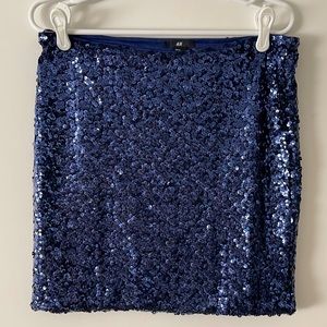 H&M new navy blue skirt with sequins. Size medium.
